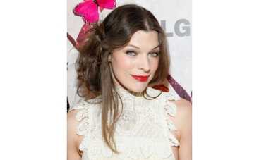 Мила Йовович сбила Константина Хабенского