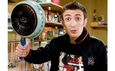 Звезда "Универа" подкупил физичку