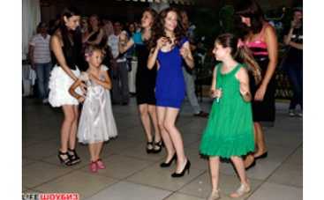 "Папины дочки" отметили окончание съемок