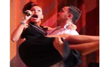 Эвелина Блёданс зажигала с зрителем