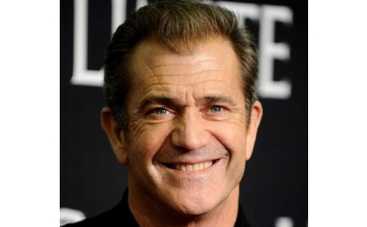 Мел Гибсон попал в аварию