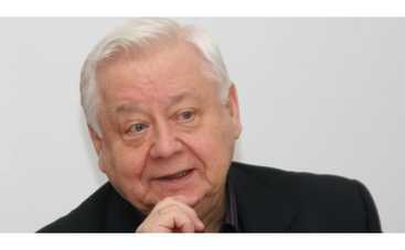 Олег Табаков рассказал Семенович о первой любви