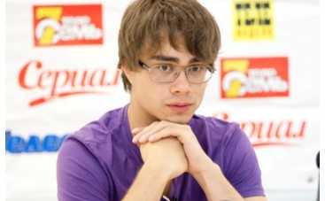 Александр Рыбак: "Любимая девушка целовалась с другим за моей спиной!"