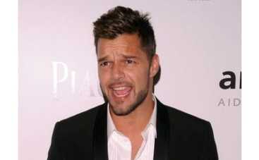 У Рики Мартина проблемы с домом