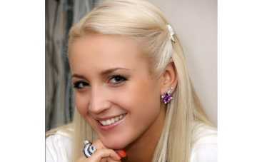 Звезды не хотят общаться с Ольгой Бузовой