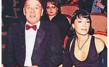 Вдова Абдулова продает его дом