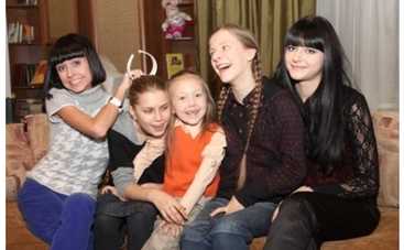 У "папиных дочек" появился братик