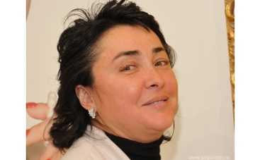 Лолиту стройнит белый цвет ФОТО