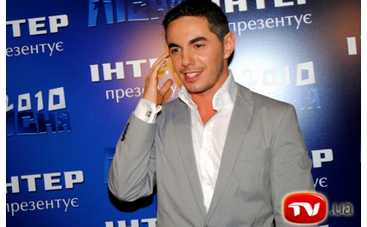 Тимур Родригез снял модель