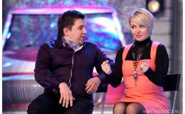 Катю Лель застукали в постели с чужим мужчиной