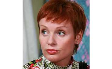 Муж Жанны Эппле отказывается от собственного сына