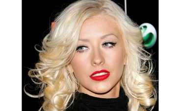 Супруг избивал Кристину Агилеру