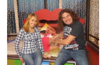 Кузьма поздравил Шанис в постели