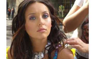 Алсу держит 40-дневный траур