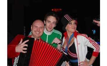 Резиденты Real Comedy устроили драку в клубе