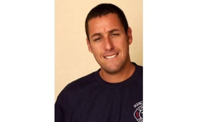 Адам Сэндлер завел себе испанского любовника