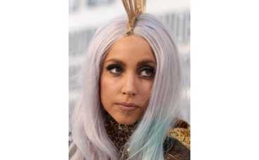 Жизни Lady GaGa угрожает русская фанатка