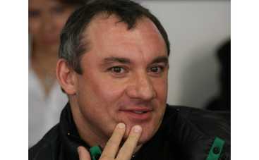 Николай Фоменко завладел командой "Формулы-1"