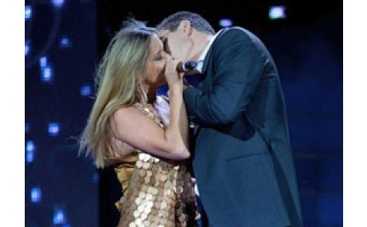 Дюжев и Могилевская устроят романтику на сцене