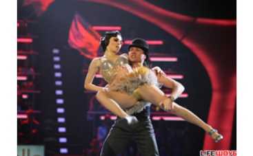 "Лед и Пламень": девчонки раздвигают... [ФОТО]