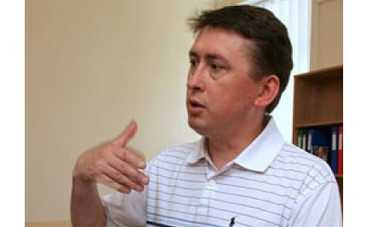 Майор Мельниченко торговал семечками