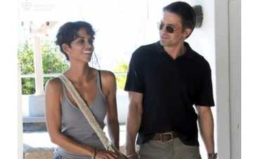 У Холли Берри будет ребенок от Оливье Мартинеса