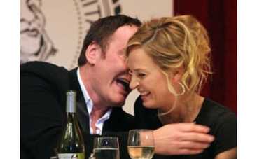 Ума Турман напоила Тарантино из туфлей ФОТО