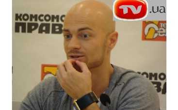 Влад Яма: "Приятно, когда моя девушка достает в кафе кошелек"