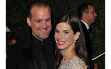 Сандра Баллок снова с бывшим мужем