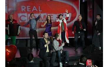 "Пара Нормальных" использовали резидентов Real Comedy