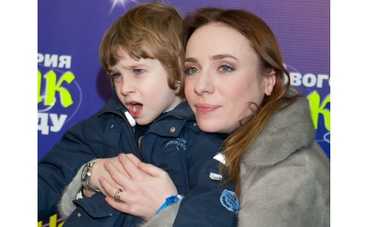 У Тутты Ларсен трудности с декретом