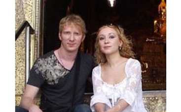 Известна причина смерти молодой жены солиста "Братьев Грим"