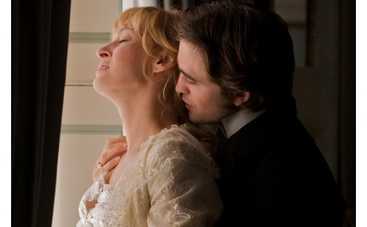 Уме Турман сложно быть женой Паттинсона