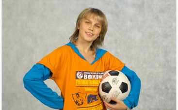 Кошка "папиной дочки" усыновила поросенка