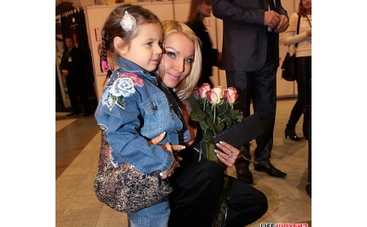 Дочь Волочковой боится за свои волосы