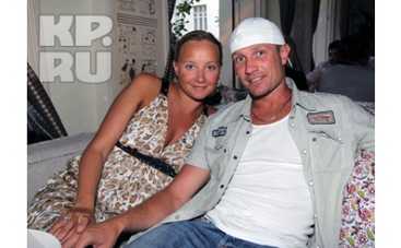 У Романа Костомарова родилась внебрачная дочь