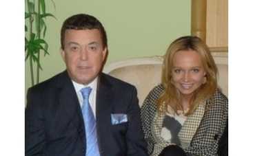 Иосиф Кобзон встретил Новый год с украинской певицей