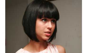 "Папина дочка" курит голышом ФОТО