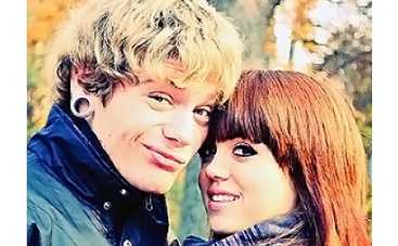 Александр Кривошапко — своей девушке: "Хватит вые…ся!"