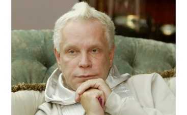 Бориса Моисеева учат говорить