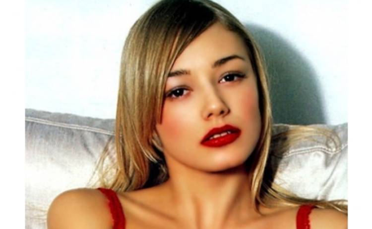 Оксана Акиньшина отбила у Навки любовника