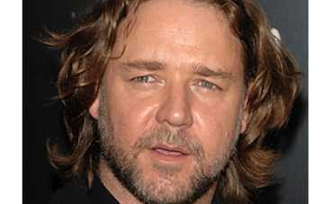 Расселла Кроу тошнит от Джорджа Клуни