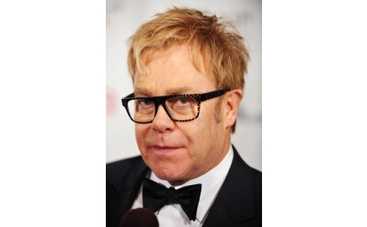 Украинский мальчик изменил жизнь Элтона Джона