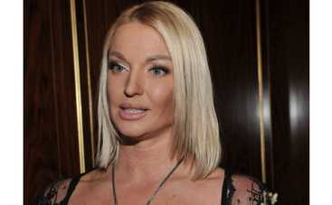 Волочкова пришла на ужин с фонограммой