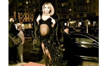 Светлане Лободе доплачивают за беременность