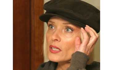 Лайме Вайкуле не дали усыновить ребенка