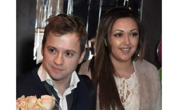 Звезда "Универа" с женой подожгли гостиницу