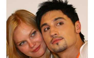 Подругу Билана оставили одну среди льдин