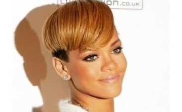 Рианна в стиле садо-мазо