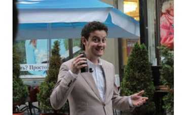 В "Универе" появился КВНщик